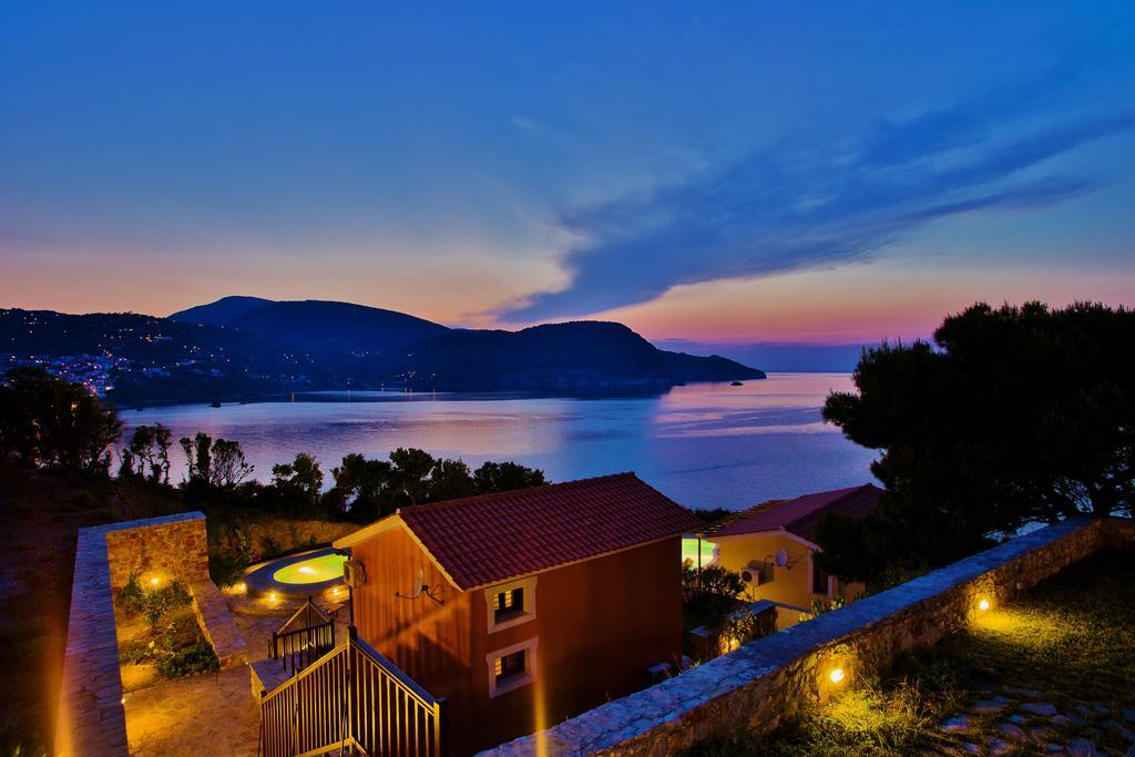 Porto Skopelos Villas ภายนอก รูปภาพ